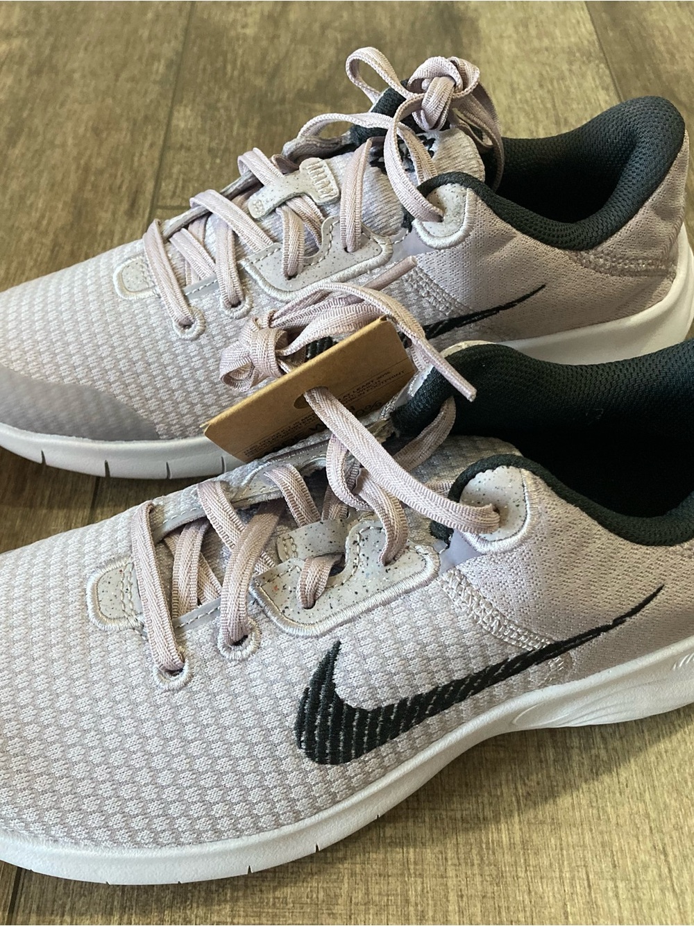 Nike Flex Experience Women’s 7 running athletic shoes